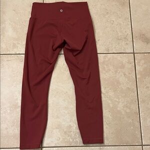 Lululemon Athletica Burgundy Wunder train leggings size 8
